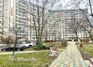 Продается трехкомнатная квартира, 83.3 м2, Москва, улица Новинки, 25, улица Новинки