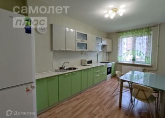 Продается 3-ком. квартира, 79 м2, Татарстан, улица Гайсина, 2