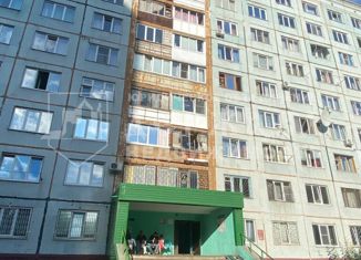 Продажа 3-ком. квартиры, 47 м2, Кемеровская область, Октябрьский проспект, 85