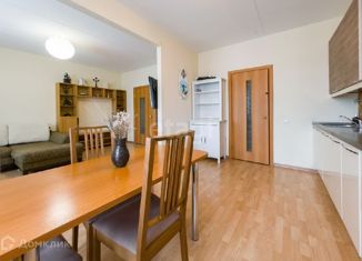 Продается 2-комнатная квартира, 60.3 м2, Екатеринбург, улица Циолковского, 34, Чкаловский район