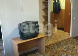 Продается 2-ком. квартира, 42.4 м2, Белёв, Рабочая улица, 93