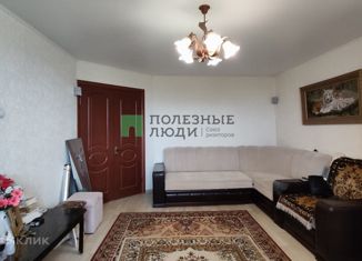 Продается комната, 66.6 м2, Саратов, улица имени Братьев Никитиных, 2, Волжский район