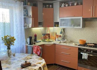 Продам дом, 96 м2, поселок городского типа Томаровка, Красноармейская улица