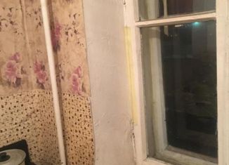 Продается 3-ком. квартира, 38 м2, Омск, улица Ивана Воронкова, 7, Центральный округ