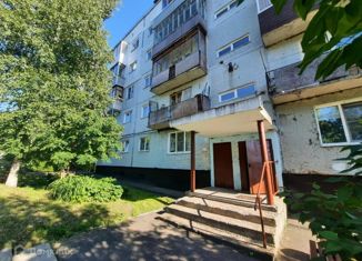 Продается 2-комнатная квартира, 52.5 м2, Кемерово, Стахановская улица, 1, жилой район Кедровка