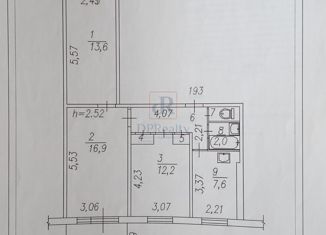 Продам 3-ком. квартиру, 60.2 м2, Новокузнецк, проспект Шахтёров, 14