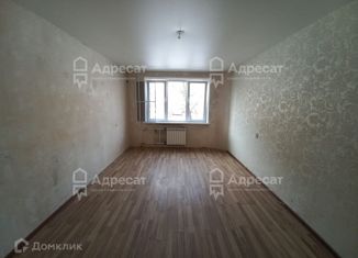 Продается 2-комнатная квартира, 53 м2, Волгоград, улица Землячки, 64, район Семь Ветров