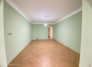 Продам 3-комнатную квартиру, 130 м2, Чечня, улица Шейха Дени Арсанова, 50