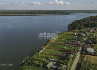 Продам участок, 17.6 сот., деревня Гурина, Набережная улица