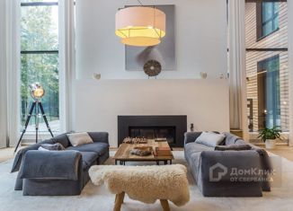 Продаю дом, 600 м2, поселок Мозжинка