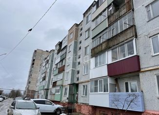 Продам 2-комнатную квартиру, 53 м2, Рославль, 16-й микрорайон, 1
