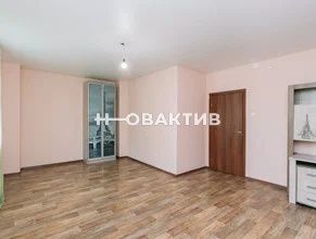 Продажа 2-комнатной квартиры, 73.2 м2, Новосибирск, улица Тюленина, 28