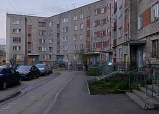 Однокомнатная квартира на продажу, 32.5 м2, Кировская область, улица Красина, 7