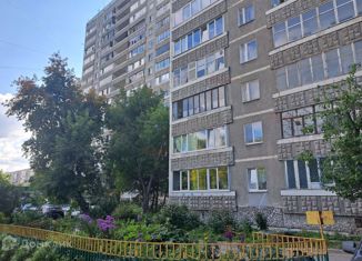 Продам 1-ком. квартиру, 35 м2, Екатеринбург, метро Уральская, улица Бебеля, 166