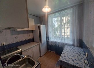 Продаю 2-комнатную квартиру, 45 м2, Шлиссельбург, улица 1 Мая, 18