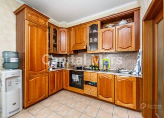 Продаю 2-ком. квартиру, 88.5 м2, Москва, улица Кутузова, 11к2, улица Кутузова