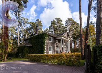 Продам дом, 590 м2, деревня Александровка, улица Ильюшина, 6