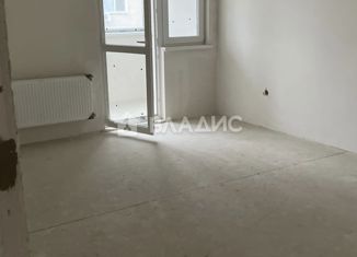 Продам 2-комнатную квартиру, 72.2 м2, Симферополь, Севастопольская улица, 41Е, Центральный район