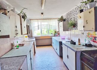 Продаю комнату, 50 м2, Севастополь, улица Маршала Блюхера, 9, Гагаринский район
