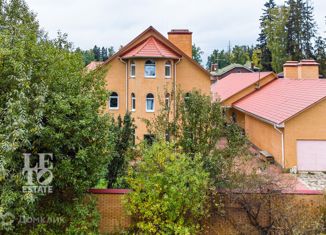 Продается дом, 332 м2, посёлок Поведники, Сосновая улица, 5