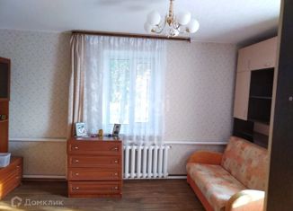 Двухкомнатная квартира на продажу, 40 м2, поселок городского типа Лежнево, улица Суворова, 7