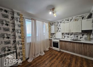 Продаю 2-комнатную квартиру, 62 м2, Красноперекопск, улица Гекало, 26