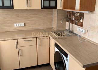 Сдача в аренду однокомнатной квартиры, 32.3 м2, Троицк, Сиреневый бульвар, 13