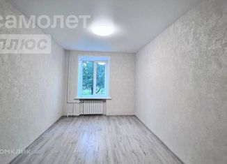 Продам двухкомнатную квартиру, 46.7 м2, Зеленодольск, улица Ленина, 45
