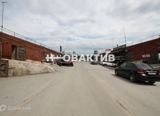 Продам гараж, 31.9 м2, Новосибирск, Военная улица, 8/3