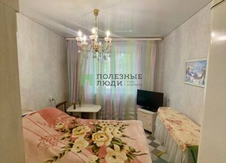 Продается 3-ком. квартира, 53 м2, Саратовская область, проспект Строителей, 80