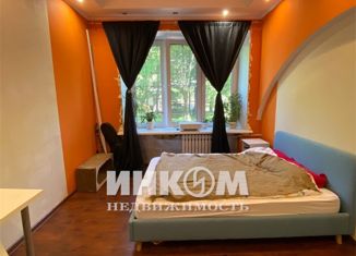 Продам 3-ком. квартиру, 65.5 м2, Москва, 2-й Новоподмосковный переулок, 10к1, метро Войковская