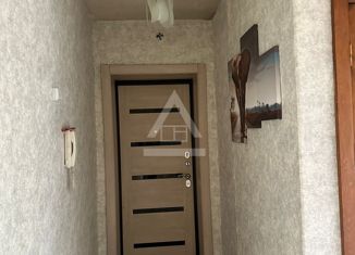 Продам 2-комнатную квартиру, 46 м2, Челябинская область, улица 1 Мая, 15