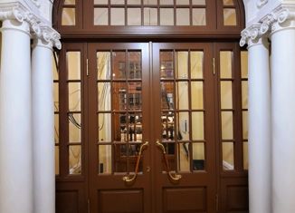 Продается 5-комнатная квартира, 150.1 м2, Санкт-Петербург, улица Восстания, 3-5, метро Площадь Восстания