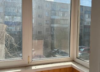 3-ком. квартира на продажу, 47.6 м2, Оренбургская область, улица Стасова, 4