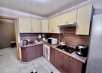 Продам 2-ком. квартиру, 51.4 м2, Москва, улица Тёплый Стан, 15к5, метро Тёплый Стан