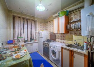 Продаю 1-комнатную квартиру, 30 м2, Санкт-Петербург, метро Купчино, Московское шоссе, 34