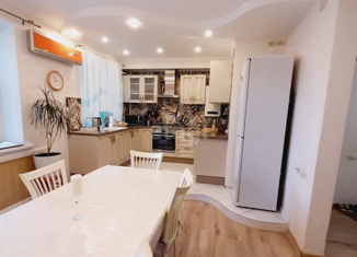 Продам 3-ком. квартиру, 113.9 м2, Ставрополь, улица Ленина, 31, микрорайон №3
