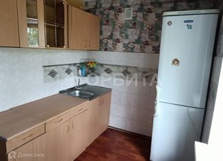 Продам 2-ком. квартиру, 43.7 м2, поселок городского типа Пышма, улица Куйбышева, 177