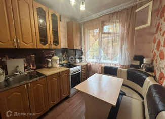 Продаю трехкомнатную квартиру, 60.5 м2, Новосибирская область, Барьерная улица, 13