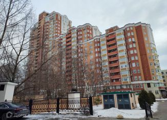 Продаю 4-ком. квартиру, 160.4 м2, Москва, Староволынская улица, 12к5, метро Минская