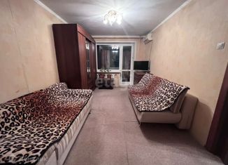 Продажа 1-комнатной квартиры, 32.7 м2, Курганская область, 2-й микрорайон, 20