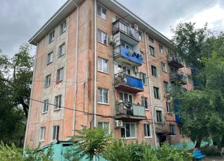 Продаю двухкомнатную квартиру, 44.8 м2, Элиста, улица Юрия Клыкова, 136, 2-й микрорайон