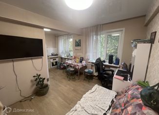 Продается 3-комнатная квартира, 55.1 м2, Череповец, Клубный проезд, 4