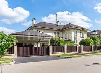 Продается дом, 890 м2, деревня Веледниково, Павловская аллея