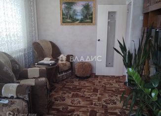 Продаю двухкомнатную квартиру, 49.9 м2, село Лопатино, улица Максима Горького, 47