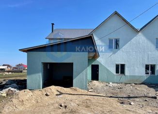 Продаю дом, 250 м2, село Красная Башкирия, улица Мира, 34