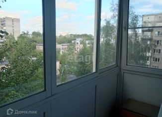 Продается трехкомнатная квартира, 59 м2, Новосибирск, улица Адриена Лежена, 5, метро Золотая Нива