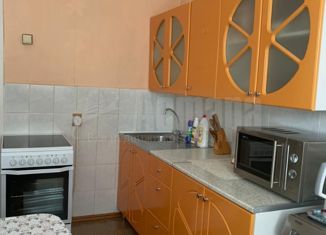 Продаю 2-комнатную квартиру, 53.8 м2, поселок городского типа Атамановка, улица Связи, 44