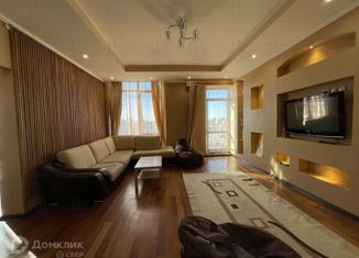 Сдаю 2-ком. квартиру, 94 м2, Казань, Меридианная улица, 1, ЖК Берег