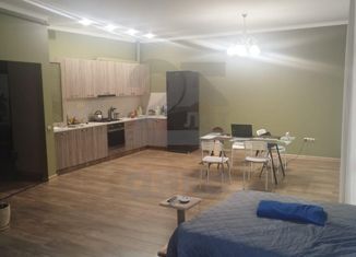 Продам 2-ком. квартиру, 115 м2, Горячий Ключ, улица Александра Твёрдого, 20, ЖК Дубрава